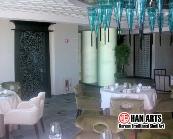 Chinese Restaurant in Seoul Lotte Hotel shell door-2